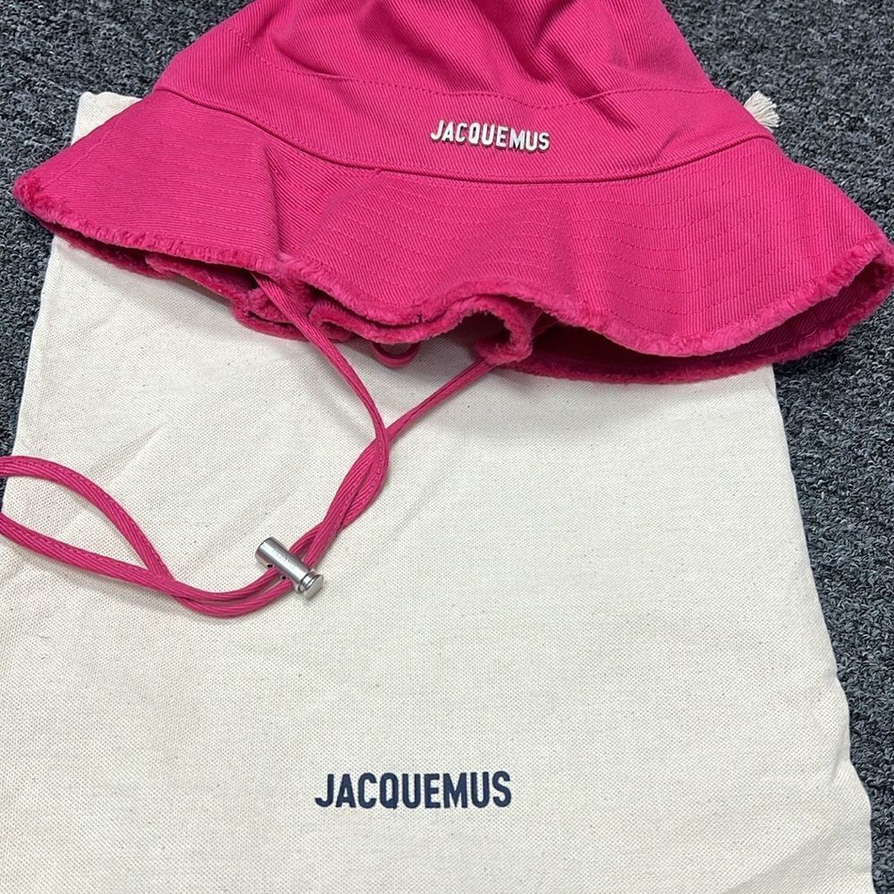 NEW With Tags Jacquemus Bucket Hat Bright Pink - With Dust bag Authentic Size 58 - Picture 3 of 7